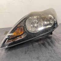 113612299-18a4eba6-6736-4be6-b8d5-a1983b969993-Piece-Optique-avant-principal-gauche-feuxphare-1754446-FORD-FOCUS-2-PHASE-2-CABRIOLET-747f6c49980aada37e61943594030e41f49a6ab0f87d2346849076c7f921a2b9_m.jpg