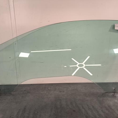 Vitre avant gauche