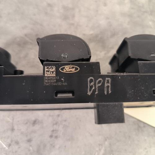 113613473-489b58c7-05d5-42ac-a3d5-54a526898274-Piece-Interrupteur-de-leve-vitre-avant-gauche-1483983-FORD-FOCUS-2-PHASE-2-CABRIOLET-06af0ebeeae4904dd8725c9c3d4fc5206401c9b334042c7cedd35dff7e9f0aa1_m.jpg