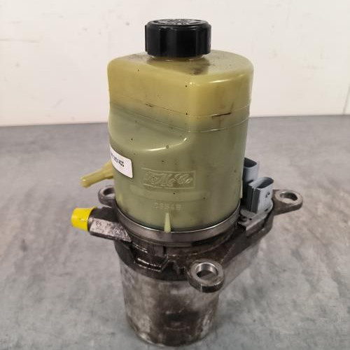 113613932-63063b0d-9ef6-4628-8b37-d112c2baa5bc-Piece-Pompe-de-direction-1736876-FORD-FOCUS-2-PHASE-2-CABRIOLET-028acbc66414b32097c7c722a1d8e4081f6f8c33aabee17f60561e49695b2d94_m.jpg