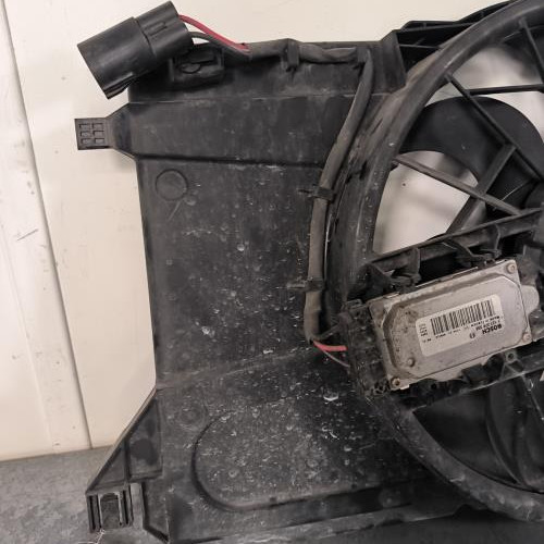 113613936-776fac37-a90c-4e98-909d-7acca8362505-Piece-Ventilateur-eau-1530151-FORD-FOCUS-2-PHASE-2-CABRIOLET-6dd7b2a578cedb07e3025da8331bbc30e5fdee864d09fcce255b393b7ac94841_m.jpg