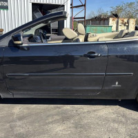 Vehicule-FORD-FOCUS%25202%2520PHASE%25202%2520CABRIOLET-2009-ceb2c3475314cf7caf74da7869121f8a7ca1d01771f39b9ab355cf254b58b70d_m.jpg
