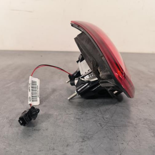 113945218-1d8cd541-3de9-4f54-bc12-d8bd2f80dde1-Piece-Feu-arriere-secondaire-droit-feux-265502395R-RENAULT-CLIO-4-PHASE-1-BREAK-3803d7b56f2ea630d1075dc5d5be52058bcb6017a37c0409ff425c7407c06360_m.jpg