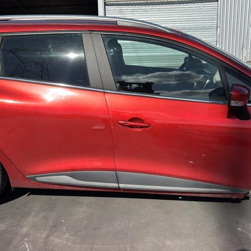 Vehicule-RENAULT-CLIO%25204%2520PHASE%25201%2520BREAK-2015-24d286794f4454589e451af429b877bb9ec0676ea616a2e833ecaf4c06072fee_m.jpg