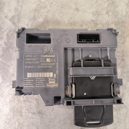 113945586-e54207f0-c4f1-43b0-942f-a62aa4563107-Piece-Lecteur-de-carte-neiman-285901934R-RENAULT-CLIO-4-PHASE-1-BREAK-386a4291977d76f3d82bbca41defc3c1ec3d914743f40b3d25f2b4fb08ac942c_m.jpg