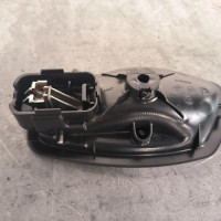 113945595-0c61c0df-2d89-4728-935f-4ee80c8db51b-Piece-Poignee-interieur-avant-droit-826720001R-RENAULT-CLIO-4-PHASE-1-BREAK-753fa63b2749dd72331f86b056ef23fd5708768faee032bb31951d1dc332b861_m.jpg