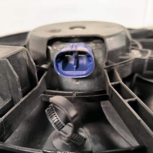 113945896-ec83944d-1cca-4c1b-804e-ca24429f9168-Piece-Ventilateur-eau-214816703R-RENAULT-CLIO-4-PHASE-1-BREAK-931967f8a6601aac468d4707a4ac8093ee563a3fedfd8c48e943ab206de0b765_m.jpg