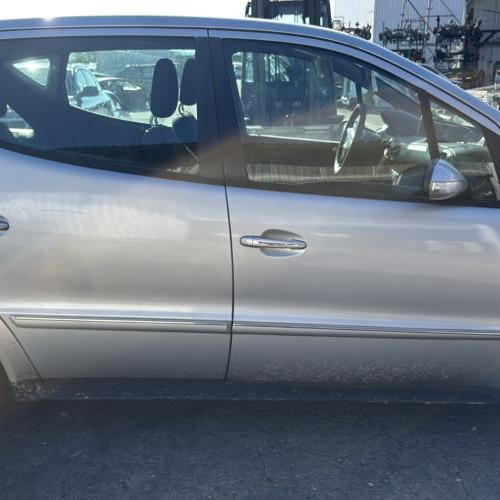 Vehicule-MERCEDES-CLASSE%2520A%2520168%2520PHASE%25202-2004-df9e0ea8a0a8716db020410afbd2d3d0cd9d62ef3e7a327e9101f7576f19631e_m.jpg