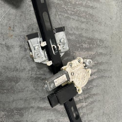 Leve vitre electrique avant gauche