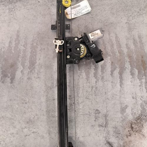 Leve vitre electrique avant droit