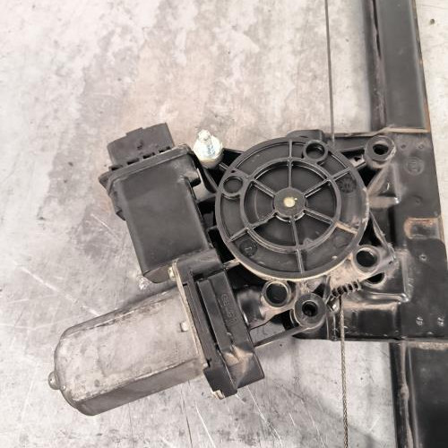 114141326-a701d9f8-fdf0-4228-ba88-203f39e73a6d-Piece-Leve-vitre-electrique-avant-gauche-46862304-FIAT-DUCATO-3-PHASE-2-5ac8f7259498993f42b87efa2a5598adbefa07c9a8e3f4d855ad1e4784479434_m.jpg