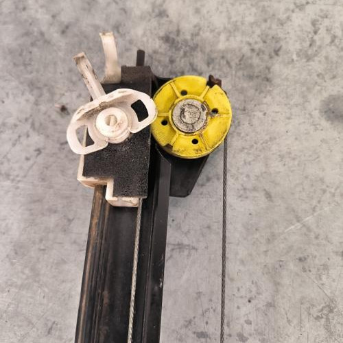 114141326-00ea53e5-3d7e-475e-afb0-65a0e689998a-Piece-Leve-vitre-electrique-avant-gauche-46862304-FIAT-DUCATO-3-PHASE-2-ace680c461fa2e84e6241007f0fbbb5a76703a71049046c053c47919af143669_m.jpg