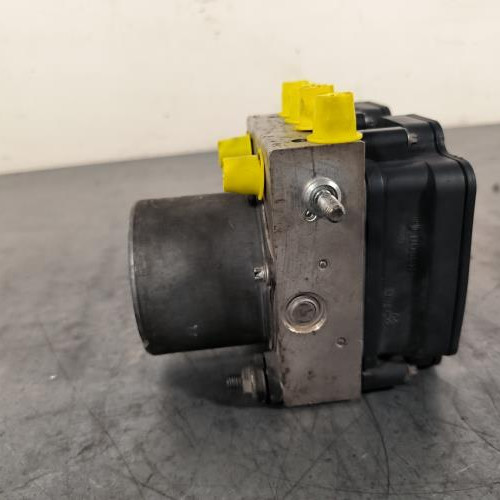 114147416-644a0b9e-b42b-47b7-b008-98e6edc046ae-Piece-Bloc-ABS-freins-anti-blocage-0265244043-FIAT-DUCATO-3-PHASE-2-7e61208c710365ceba4f17672199c5d168f9369d466a80c75e3efc7ad9b28e06_m.jpg