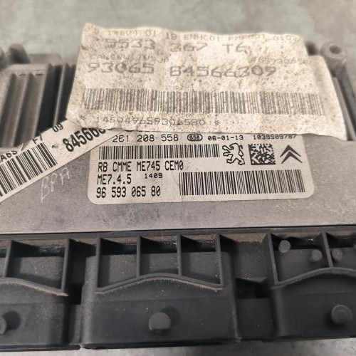 114362566-51eadad8-c1f6-49cc-8b54-9702e372c910-Piece-Calculateur-moteur-261208558-PEUGEOT-307-PHASE-2-05da6a198fef4a837713ed9bb748bf1c9210227c54819e3419ce36d785591f44_m.jpg
