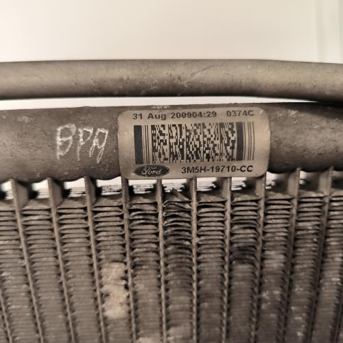 114585983-ac9601ef-01ab-4c4b-97fd-48856ef8d18b-Piece-Condenseur-de-clim-1516838-FORD-FOCUS-2-PHASE-2-CABRIOLET-d0d48e5a02423750dfafabe8c90f80ba837f1270981b1470ace6ee5374d66704_m.jpg