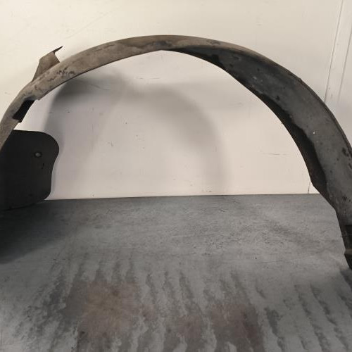 Pare boue avant gauche