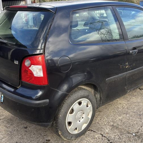 Vehicule-VOLKSWAGEN-POLO%25204%2520PHASE%25201-2003-e4f5bb8ea7db52fa3e29334796fc86dc2ce4bb4c2920eac4b833ebc4ed485726_m.jpg
