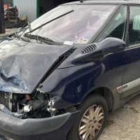 Vehicule-RENAULT-ESPACE%25203-2002-7cc418fa7f3722efe8600852c9fa895f17fc61e3cfd57b9bb0af5ac3ed78dc8b_m.jpg