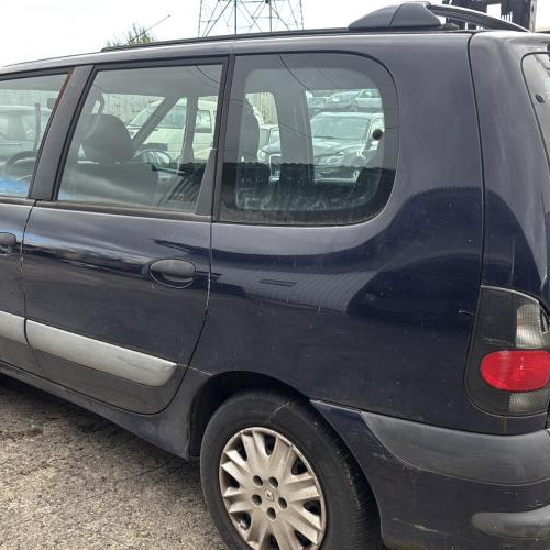 Vehicule-RENAULT-ESPACE%25203-2002-01fc3107707f1ea8470aa1a0bcd22b0668e99e7bfd9737af94211d578f0a4400_m.jpg