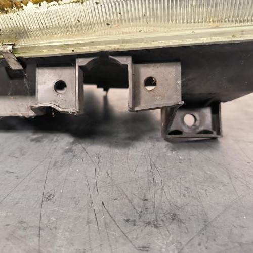 114739547-cc32e4de-9230-4321-abc8-80b6aca28e17-Piece-Optique-avant-principal-droit-feuxphare-6025371073-RENAULT-ESPACE-3-ecc96c96f89797449e348d5ea7527ad371bcbc0cb3acbec928ad35788a720b0b_m.jpg