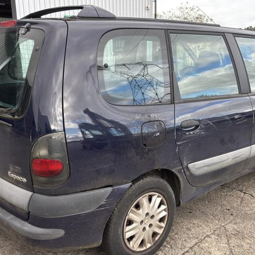 Vehicule-RENAULT-ESPACE%25203-2002-8a8bd797ffbfaec77b5ff7342c860c44d6e18847ef825a3aadde0493b065a9ec_m.jpg