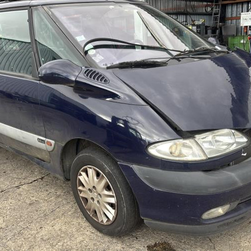 Vehicule-RENAULT-ESPACE%25203-2002-2c10ad90195193bf8c6afcd989b0a74b33ef63308cc2c80ea670ddf8b3a3f6f2_m.jpg