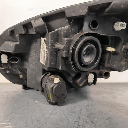 114804311-7d811095-f87f-49ab-8f3e-fca15b9384b6-Piece-Optique-avant-principal-droit-feuxphare-0000620672-CITROEN-C1-1-PHASE-1-027bfb89f339d209245c096835b91c2c548a25876e30ff542fdcc6f630c441a8_m.jpg