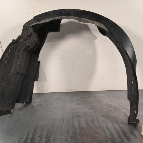 Pare boue avant gauche