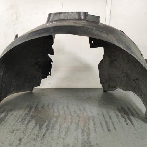 Pare boue avant droit