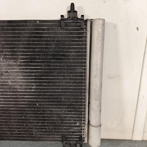 114875919-91183e01-0449-4a4d-9b47-8f42edb06758-Piece-Condenseur-de-clim-6455GH-PEUGEOT-308-1-PHASE-1-37a139615956cc544ac10d46f382a50be7286c854150d4620d64e4e489b620e2_m.jpg