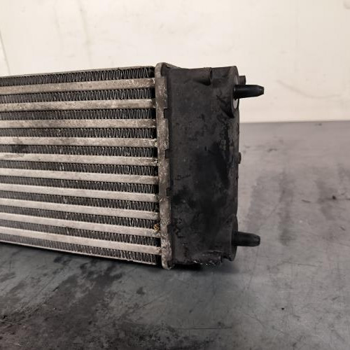 114875923-153d319c-dc82-4630-9c9d-49cb5226fd2a-Piece-Echangeur-air-Intercooler-0384L4-PEUGEOT-308-1-PHASE-1-81a26dfa562a2537bd0c26567daf9f04b0557cb038c3ebb1ed909cade9eb7fb3_m.jpg