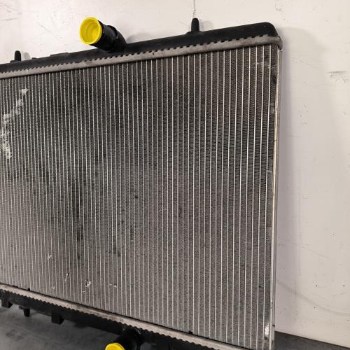 114875935-5ebd9f37-d7c4-4766-b430-77585d5c4d47-Piece-Radiateur-eau-9680533480-PEUGEOT-308-1-PHASE-1-4dbfdb6f5a9db9ce9c3f71b48285435f4774b3425bcbe78984e7782155d64fe2_m.jpg