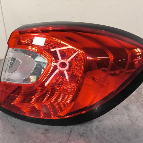 114876580-f347b6a8-b096-40a1-8c3c-4e18ff6cbee9-Piece-Feu-arriere-principal-droit-feux-265509762R-RENAULT-CAPTUR-1-PHASE-1-35361bb0a573995facaf69459fc489d4031508768de6fa02362db63f0d34517a_m.jpg