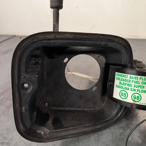 114876612-6efdcc1f-2063-4063-b52c-7623aa34199b-Piece-Trappe-dessence-788308479R-RENAULT-CAPTUR-1-PHASE-1-9b06603241eebf1ad0d7410110eb70f05ce11e3c99aed5724a91705c9a8cf0d9_m.jpg