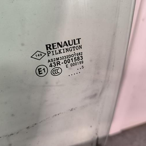 114876614-fb9cf3a9-01f5-4617-9a7f-4b84baf6c1c5-Piece-Vitre-arriere-gauche-823017588R-RENAULT-CAPTUR-1-PHASE-1-3523effcae2d38f17ce9eb2e2fd23e8b111dbebf5301d5aeca158fc7d037eeee_m.jpg