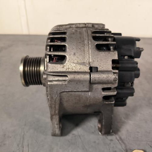 114879802-89a0cf34-194b-4b4b-8961-20a7b9129da1-Piece-Alternateur-231006677R-RENAULT-CAPTUR-1-PHASE-1-6756100c7ff94020960449a9a393b34f02d9d7ad765a941477d9f52e15ccc095_m.jpg