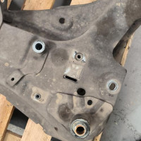 114879803-694413ca-47b6-4eb4-ace9-2ce8df9e9913-Piece-Berceau-avant-544017519R-RENAULT-CAPTUR-1-PHASE-1-3311b019b835e327bf7f54e78c69a70a4aa17504b09002e7d6db874f3402b77c_m.jpg