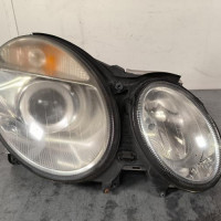 114883933-aef0404d-55e0-4498-887a-c7b1f31f47fd-Piece-Optique-avant-principal-droit-feuxphare-2118201461-MERCEDES-CLASSE-E-211-PHASE-1-36d73cd2e91be2df878ae5d5e8a38ad41f7508f7abe4a41d0d3acd61b10cb753_m.jpg