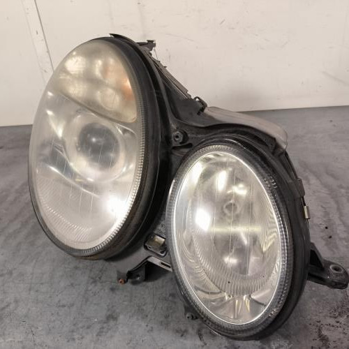 114883933-25c51e8b-2d48-4ada-8b40-51643ed86b7c-Piece-Optique-avant-principal-droit-feuxphare-2118201461-MERCEDES-CLASSE-E-211-PHASE-1-0ce6da064a98b3f0d1481f56d3f766f984063d245cc6eecf69b74f80d91ef7d4_m.jpg