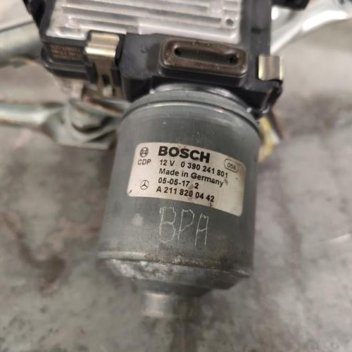 114887027-4333245c-4cdc-40cf-98d0-31a38d0eac99-Piece-Moteur-essuie-glace-avant-2118200442-MERCEDES-CLASSE-E-211-PHASE-1-29e30f0ab534b194e5b11c824291243fd069e137e43cf2d6ba4b7bb8c911ac86_m.jpg