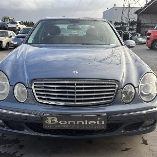 Vehicule-MERCEDES--2005-53ca4d37dd8e9e1b5c7f72ba460edf1e903e4cf24d6f9b264c7d768b93d99faa_m.jpg