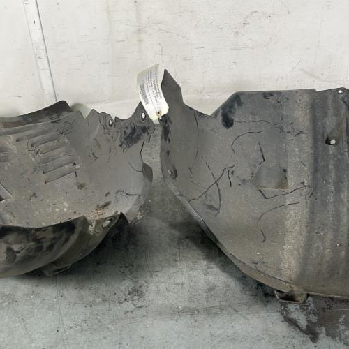 Pare boue avant droit