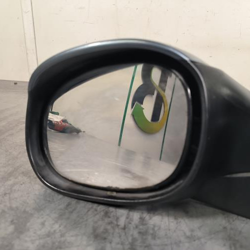 114940661-745dbfdf-44e8-45f0-80a0-eef82abafc45-Piece-Retroviseur-gauche-8153WQ-PEUGEOT-d770a4917cf552530f4a4c50f782ffdc36f10306f5c181762fdbcfa4ef6a534e_m.jpg