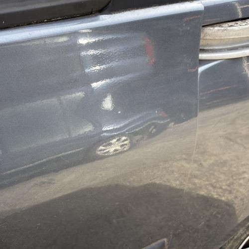 Vehicule-PEUGEOT--2005-86d1fa80e0eff6216931f3419df371613cb7cc116c2a0c411fefedafbae4e149_m.jpg