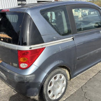 Vehicule-PEUGEOT--2005-4e1c55869b748b4d7141cb979b70631beffa470c173a45bc135d7cadbe3bf58b_m.jpg