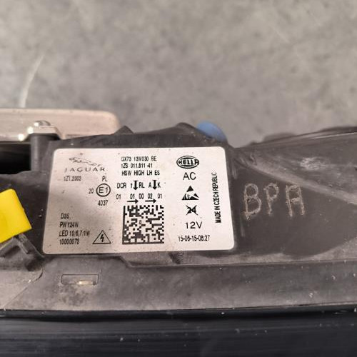 114947023-ab2d063f-a450-4b46-b907-b3dad997538c-Piece-Optique-avant-principal-gauche-feuxphare-T4N17221-JAGUAR-XE-8c221576de34f2a828388a95a0092ece653434d69f03a8a8e554aeed5defca9f_m.jpg