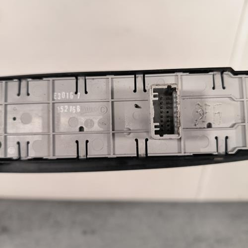 115073692-df23b9e5-5cc7-42c1-adf9-39656023fadc-Piece-Interrupteur-de-leve-vitre-avant-gauche-809610017R-RENAULT-SCENIC-3-PHASE-3-c1838ef9ce39b3020fbccb06ef2f045b43d98c363f6286f5ac0a073badcd931e_m.jpg
