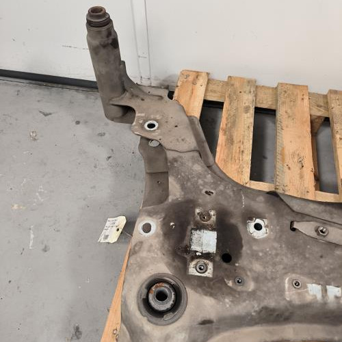 115073808-cd1057f3-8fb5-450a-b6b4-b15c7b9bfa69-Piece-Berceau-avant-544010579R-RENAULT-SCENIC-3-PHASE-3-f2e53a3e6477b78ea26dff1581de6e39d390bd0fe349c7292ef1c91a3d654f6a_m.jpg