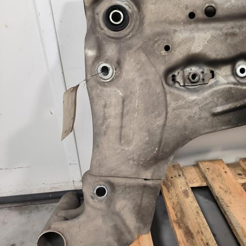 115073808-b2a67c4e-6264-4b1b-8454-4f42ed8ed58b-Piece-Berceau-avant-544010579R-RENAULT-SCENIC-3-PHASE-3-0ce39e048d17a10c163f13a0df9b2ab705535a1b63d50dfffeaee069af930828_m.jpg
