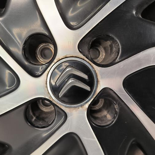 115215060-4330d7bd-42d6-434c-b909-9b3b329a605e-Piece-Jante-9674971477-CITROEN-DS5-PHASE-1-c0a96794c6fd55bf7924aa4f7a96a7289adc39361a80bf5463b9b00d18564b9f_m.jpg